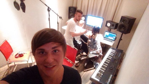 Студия Famous Music. Magic Sound в студии звукозаписи «Famous Music».

#famousmusic #minsk #magicsound #selfie #селфи #ст...